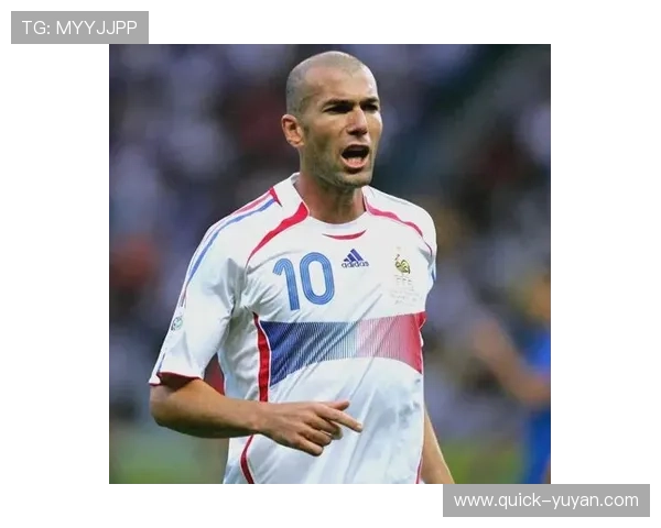 逆足球星崛起传奇 努力与梦想交织成辉煌的足球之路